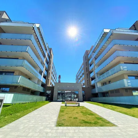 Promenada Kasprowicza 20 *